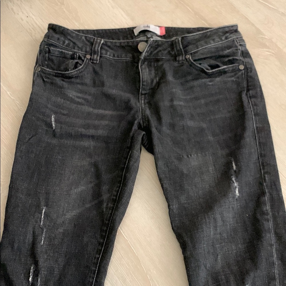 Nice cabi Womans skinny jeans washed black